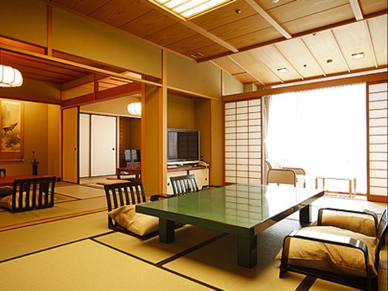 Choraku Ryokan Kōbe Exterior foto