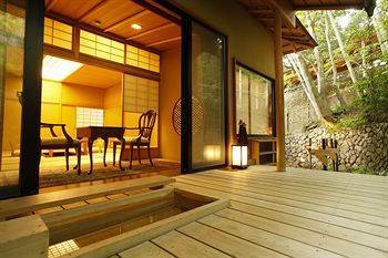 Choraku Ryokan Kōbe Exterior foto